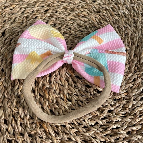 Adorable bloomer skirt with matching headband - Picture 6 of 6